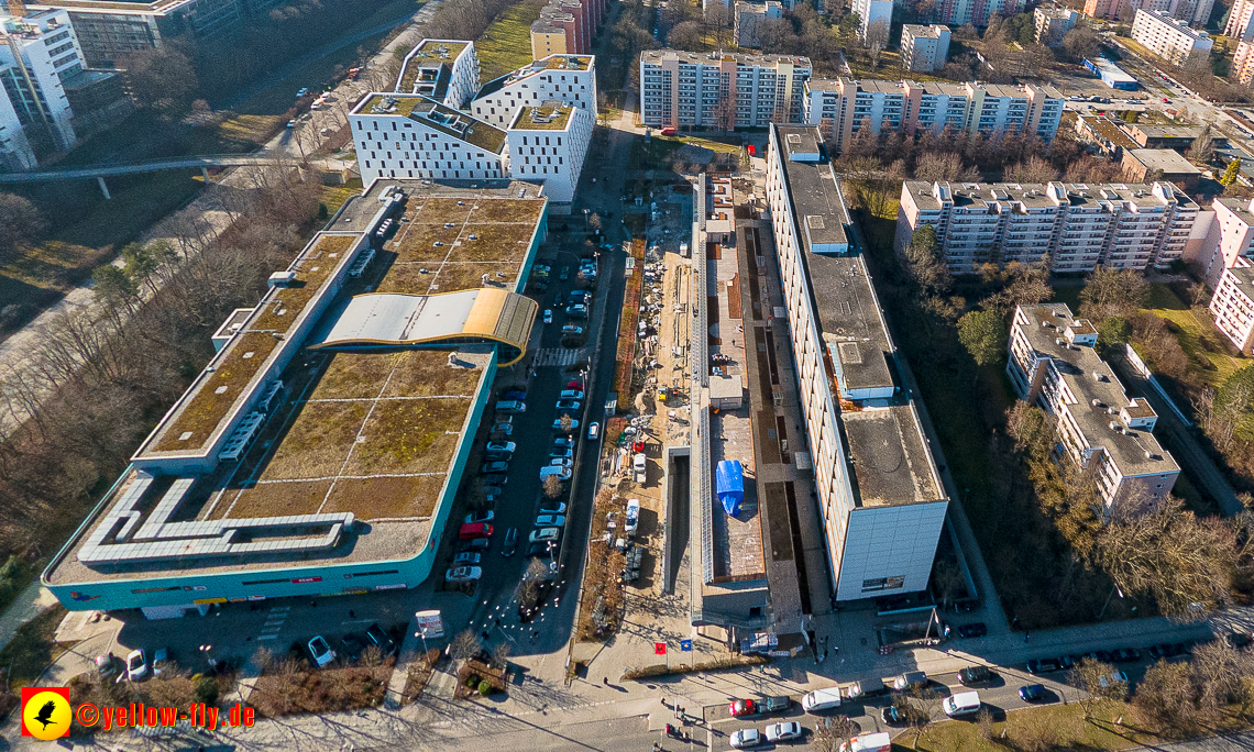 15.02.2023 - Plettzentrum mit Montessori Schule in Neuperlach